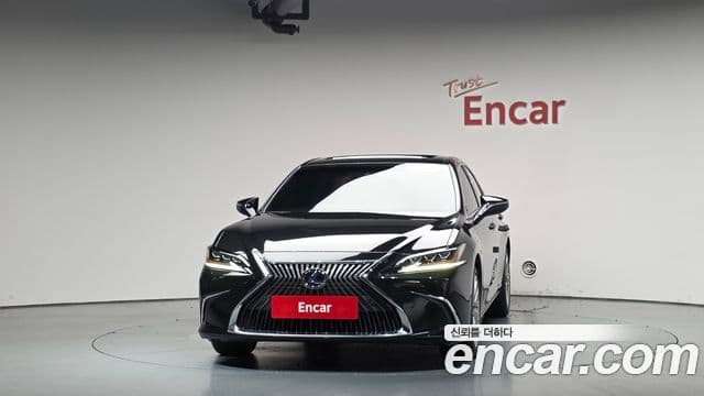 Lexus ES300h 2021 — Şəkil 3/20