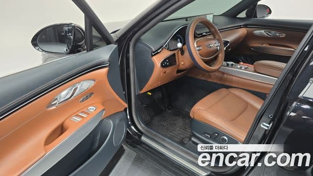 Genesis GV70 2023 — ფოტო 10/20