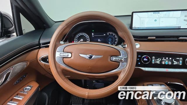 Genesis GV70 2023 — ფოტო 13/20