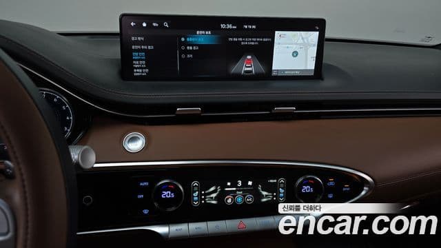 Genesis GV70 2023 — ფოტო 15/20