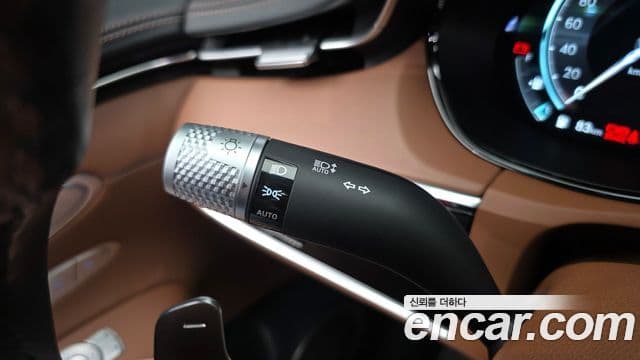 Genesis GV70 2024 — Photo 19/35