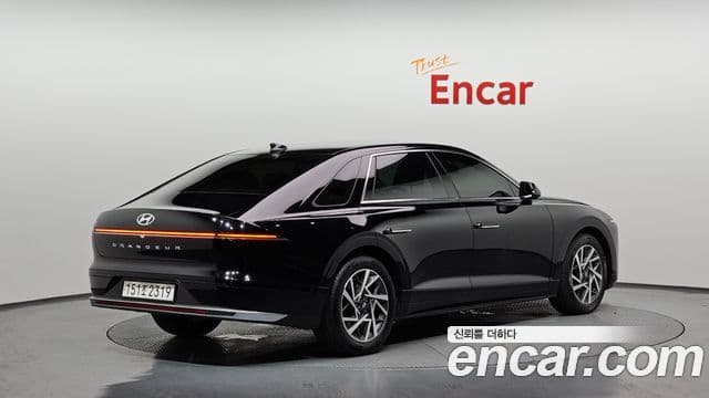 Hyundai Grandeur 2023 — Şəkil 2/20