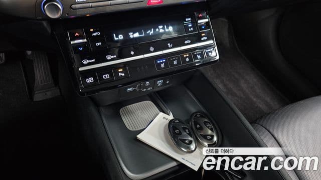 Hyundai Grandeur 2023 — Şəkil 17/20