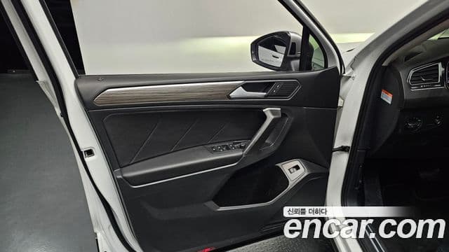 Volkswagen Tiguan Allspace 2024 — Photo 1/32