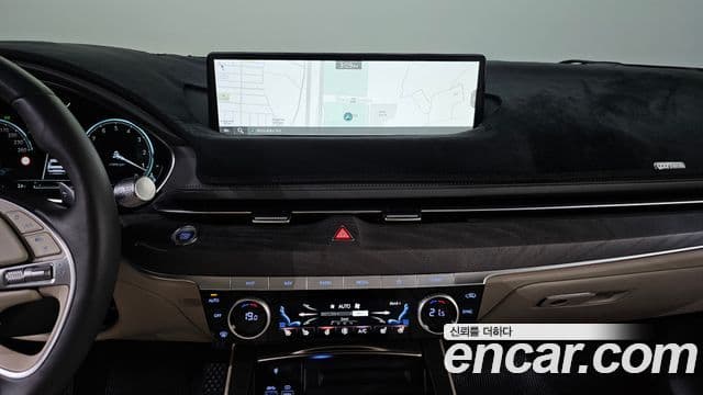 Genesis Electrified G80 2023 — фото 13 из 20