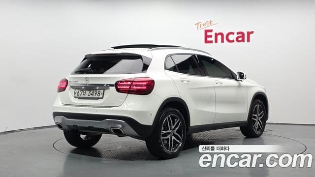 Mercedes-Benz GLA-Class 2019 — Фото 2/20