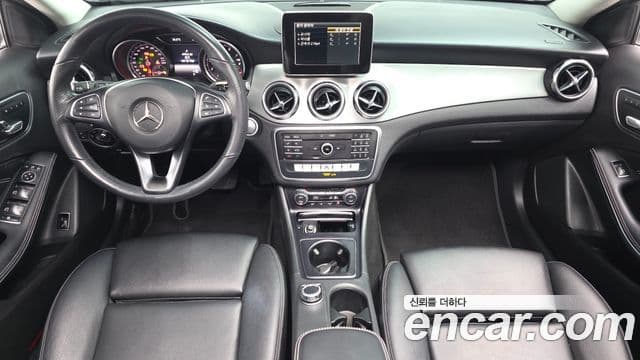 Mercedes-Benz GLA-Class 2019 — Фото 7/20