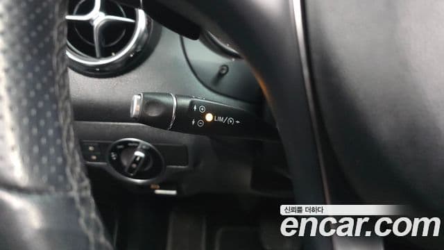 Mercedes-Benz GLA-Class 2019 — Фото 18/20