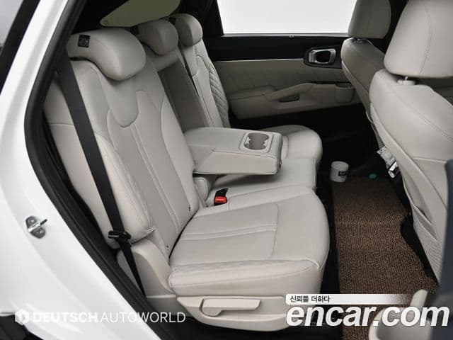 Kia Sorento 2023 — Şəkil 11/20