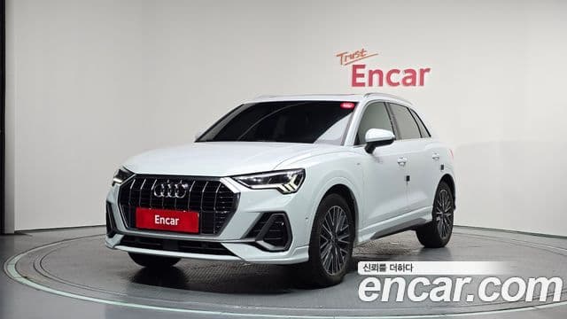 Audi Q3 2023 — Фото 1/20