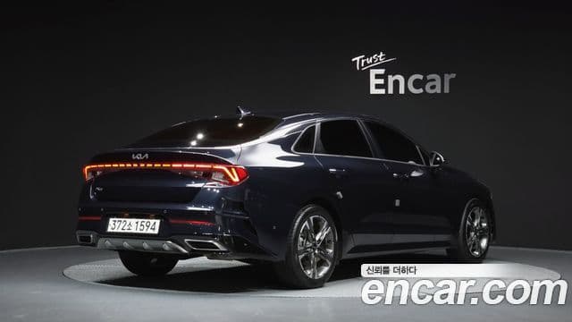 Kia K5 2021 — Şəkil 1/20