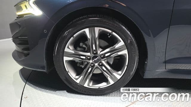 Kia K5 2021 — Şəkil 4/20