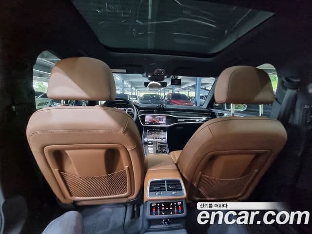 Audi A6 2020 — ფოტო 18/20