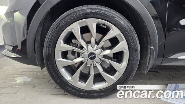 Kia Sorento 2021 — Фото 5/20