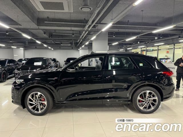 Audi Q5 2025 — Şəkil 1/13