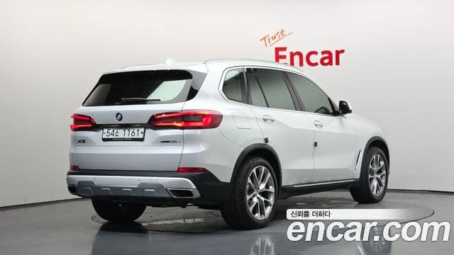 BMW X5 2019 — ფოტო 2/20