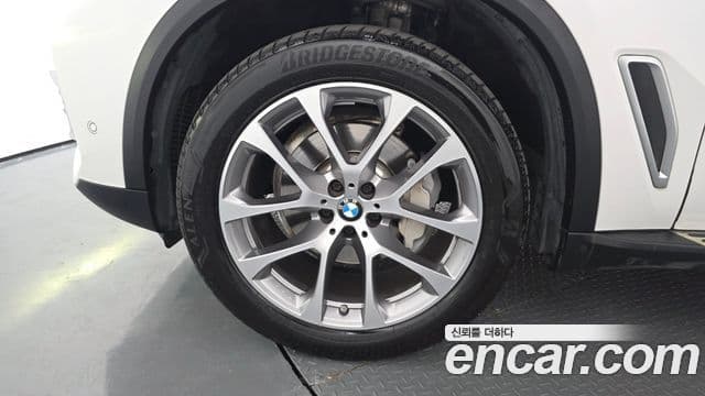 BMW X5 2019 — ფოტო 5/20