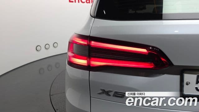 BMW X5 2019 — Photo 21/34