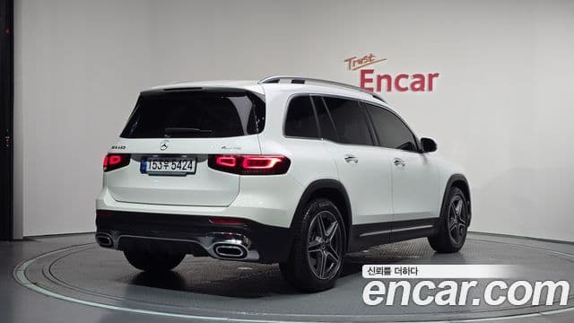 Mercedes-Benz GLB-Class 2023 — ფოტო 1/20