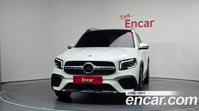 Mercedes-Benz GLB-Class 2023 — ფოტო 2/20