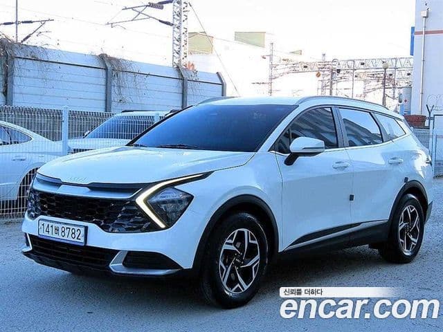 Kia Sportage 2022 — ფოტო 3/19