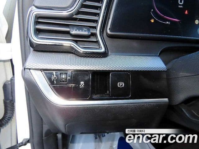 Kia Sportage 2022 — ფოტო 12/19