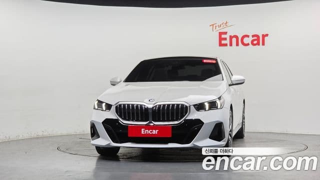 BMW 5 Series 2024 — ფოტო 3/20