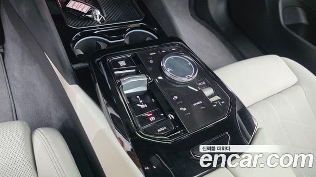 BMW 5 Series 2024 — ფოტო 9/20