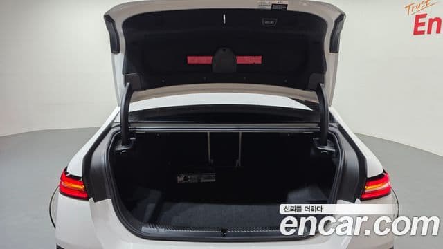 BMW 5 Series 2024 — ფოტო 20/20