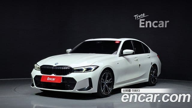BMW 3 Series 2023 — ფოტო 1/20