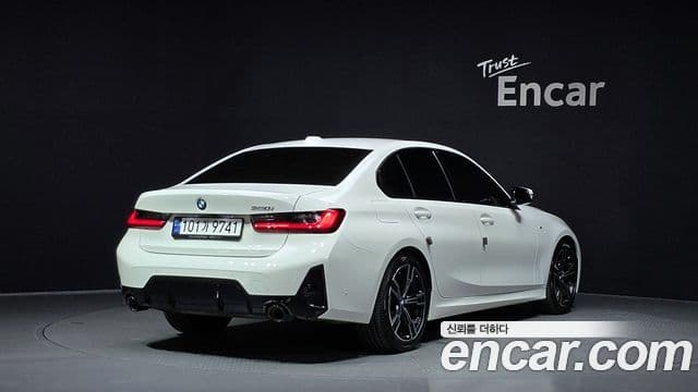 BMW 3 Series 2023 — ფოტო 2/20