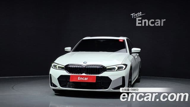 BMW 3 Series 2023 — ფოტო 3/20