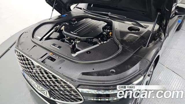 Genesis G90 2023 — Photo 18/20