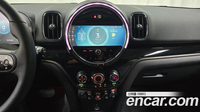 Mini Cooper Countryman 2022 — ფოტო 13/20
