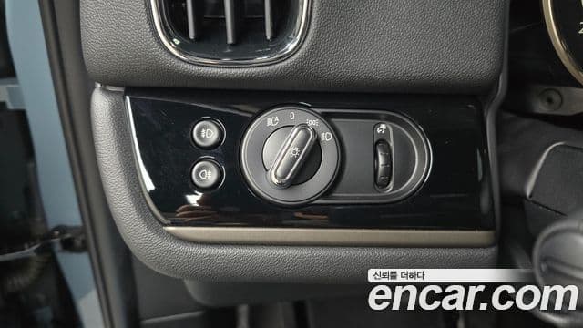 Mini Cooper Countryman 2022 — ფოტო 17/20