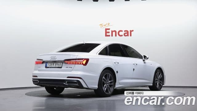 Audi A6 2022 — Şəkil 1/20