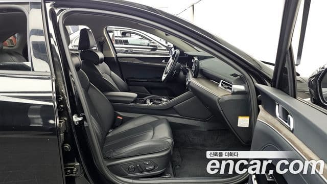 Kia K5 2023 — фото 11 из 20