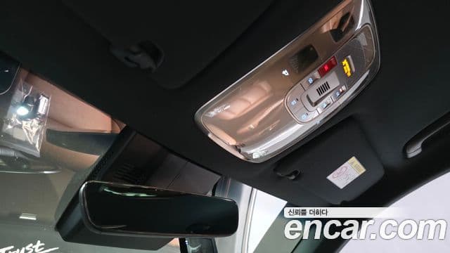 Genesis GV70 2022 — ფოტო 21/34