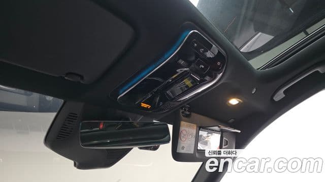 Mercedes-Benz E-Class 2025 — Photo 36/36