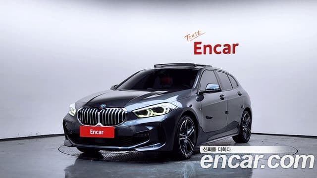 BMW 1 Series 2021 — ფოტო 1/20