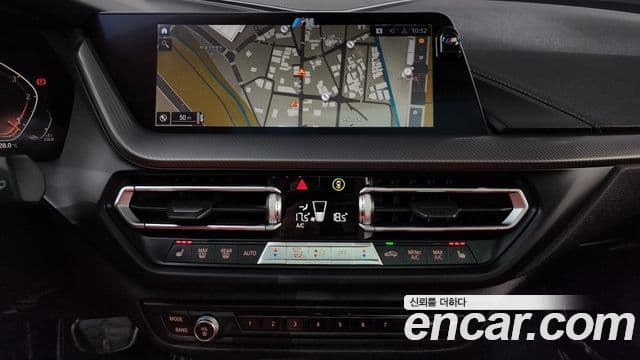 BMW 1 Series 2021 — ფოტო 12/20