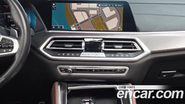 BMW X6 2022 — ფოტო 13/20