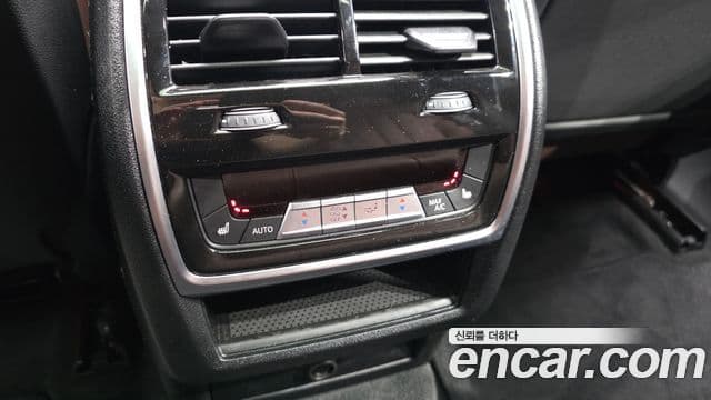 BMW X6 2022 — ფოტო 19/20