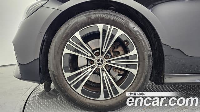 Mercedes-Benz E-Class 2024 — Şəkil 4/20