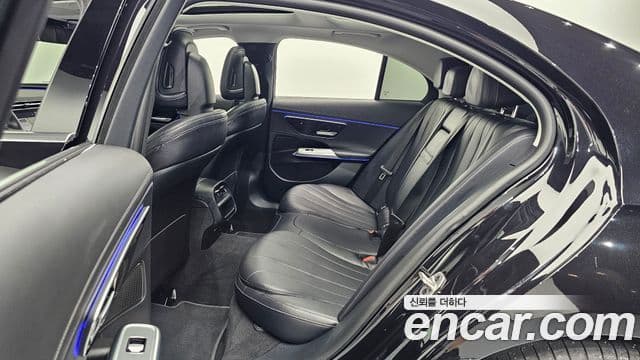 Mercedes-Benz E-Class 2024 — Şəkil 11/20