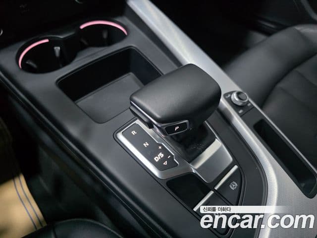 Audi A4 2023 — ფოტო 7/20