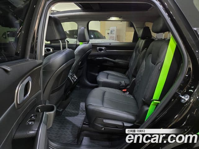 Kia Sorento 2023 — Şəkil 7/20