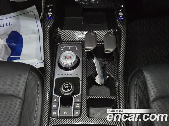Kia Sorento 2023 — Şəkil 13/20