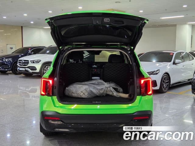 Kia Sorento 2023 — Şəkil 19/20