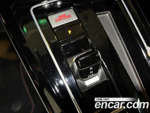 Volkswagen Golf 2024 — ფოტო 8/20